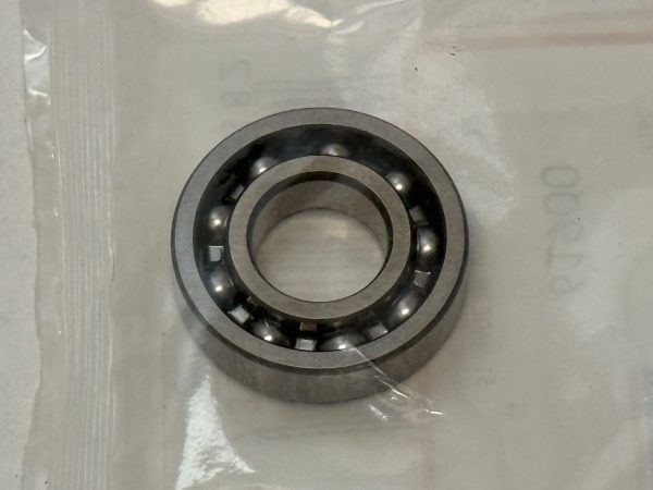 Deep Groove Ball Bearing – Straight Bore, 10 mm ID, 22 mm OD, 6 mm Width, Open 4 pcs