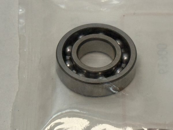 Deep Groove Ball Bearing – Straight Bore, 10 mm ID, 22 mm OD, 6 mm Width, Open 4 pcs