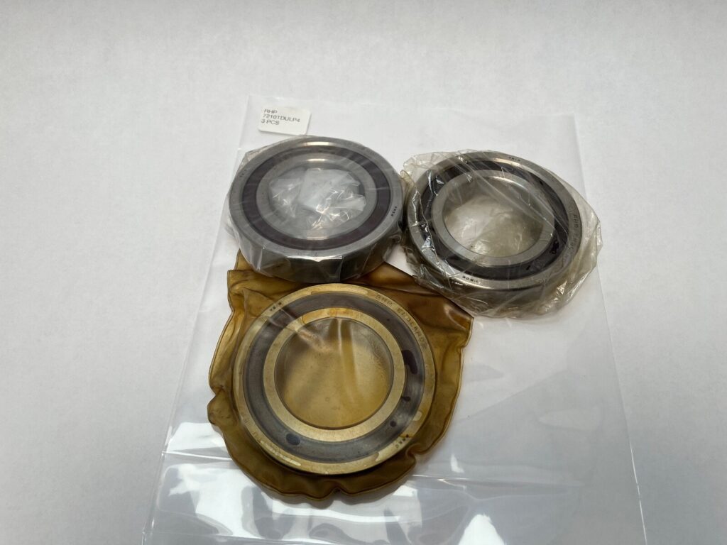 Angular Contact Ball Bearing – Straight Bore, 50 mm ID, 90 mm OD, 20 mm Width, Open, 15° Contact Angle, Light Preload.