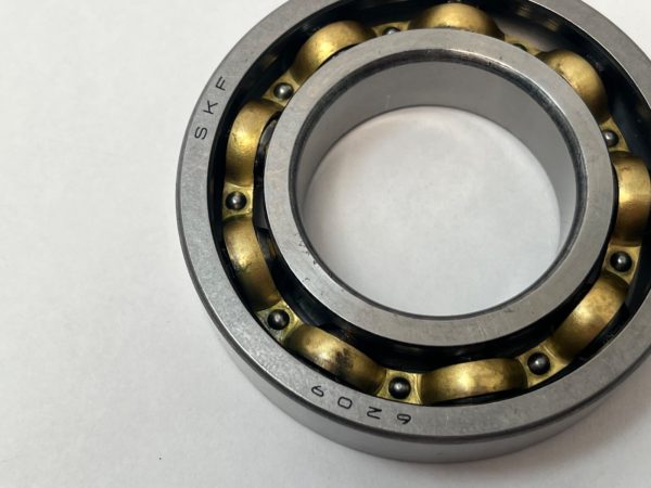 Deep Groove Ball Bearing – Straight Bore, 45 mm ID, 85 mm OD, 19 mm Width, Open.