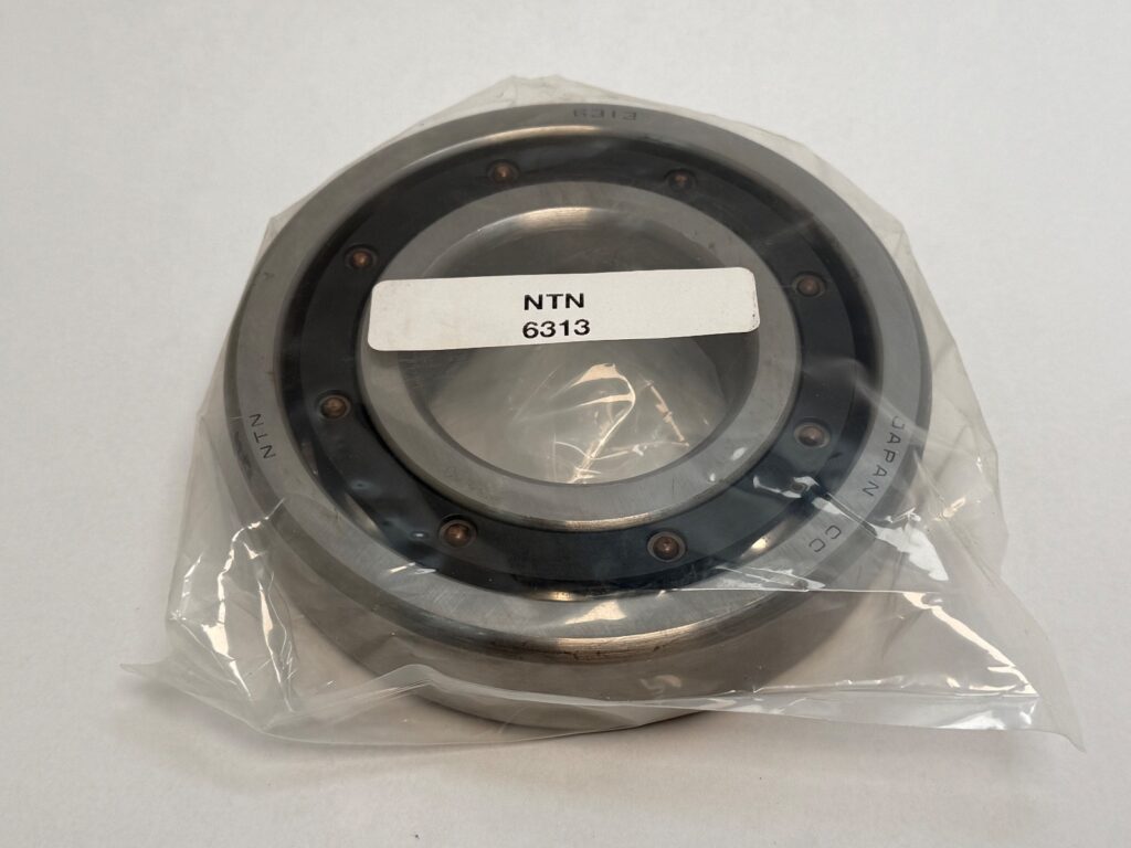 Deep Groove Ball Bearing – Straight Bore, 65 mm ID, 140 mm OD, 33 mm Width, Open.