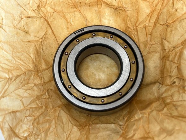 Spherical Roller Bearing – Straight Bore, 30 mm ID, 62 mm OD, 16 mm Width, Open, CN Internal clearance