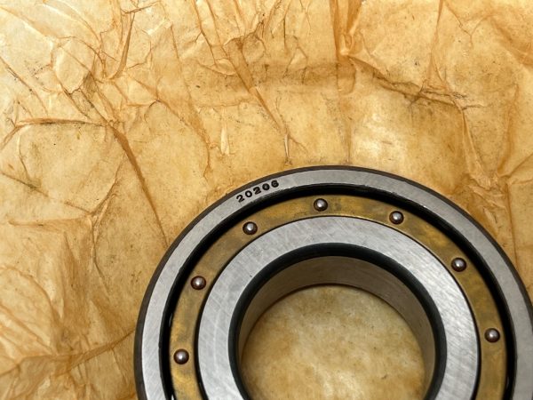 Spherical Roller Bearing – Straight Bore, 30 mm ID, 62 mm OD, 16 mm Width, Open, CN Internal clearance