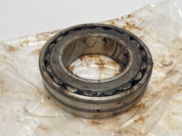 Spherical roller bearing – Tapered Bore, 50 mm ID, 90 mm OD, 23 mm Width, Open, C3 Internal clearance.
