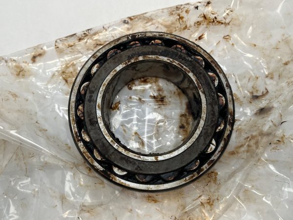 Spherical roller bearing – Tapered Bore, 50 mm ID, 90 mm OD, 23 mm Width, Open, C3 Internal clearance.