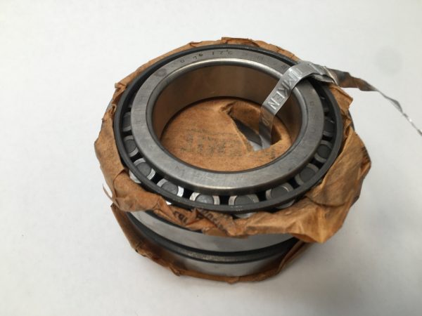 Tapered Roller Bearing – 2.2500 in Bore, 3.9370 in Cup Outer Diameter, class 2, Case-Hardened Steel.
