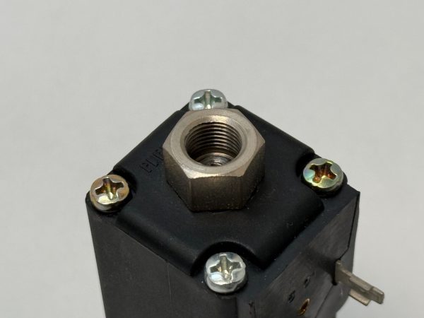 Pneumax S22 Solenoid Valve S-22 110V 50Hz 10bar