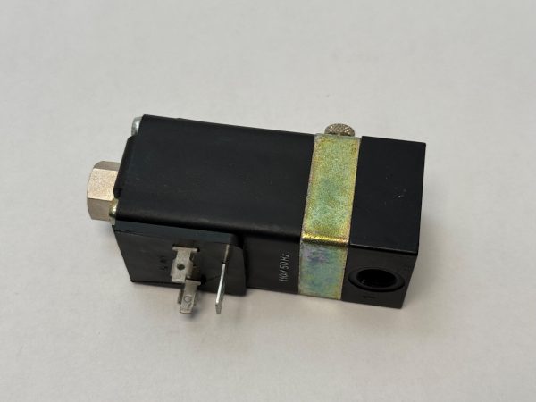 Pneumax S22 Solenoid Valve S-22 110V 50Hz 10bar