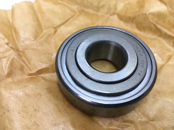 Deep Groove Ball Bearing – Straight Bore, 17 mm ID, 47 mm OD, 14 mm Width, Single Seal 9 pcs
