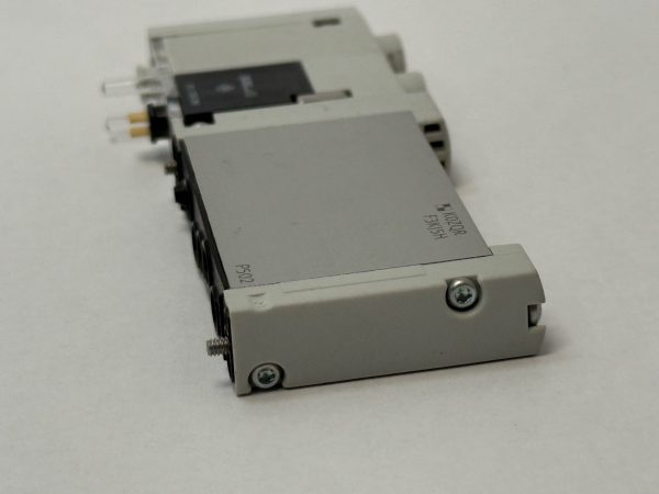 Festo VUVG-B10-B52-RZT-F-1T1L Solenoid Valve VUVGB10B52RZTF1T1L