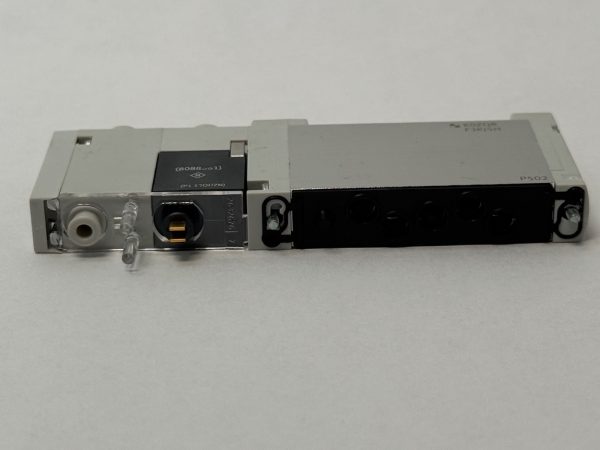Festo VUVG-B10-B52-RZT-F-1T1L Solenoid Valve VUVGB10B52RZTF1T1L