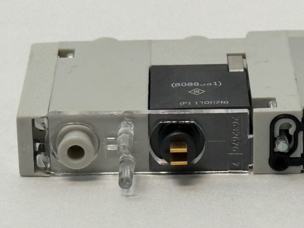 Festo VUVG-B10-B52-RZT-F-1T1L Solenoid Valve VUVGB10B52RZTF1T1L