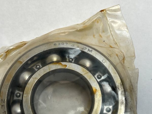 Deep Groove Ball Bearing – Straight Bore, 35 mm ID, 80 mm OD, 21 mm Width, Single Shield.