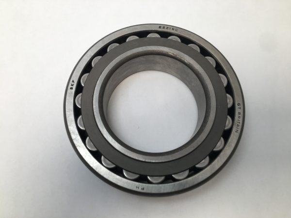 Spherical Roller Bearing – Straight Bore, 80 mm ID, 140 mm OD, 33 mm Width, Open, C4 Internal clearance.