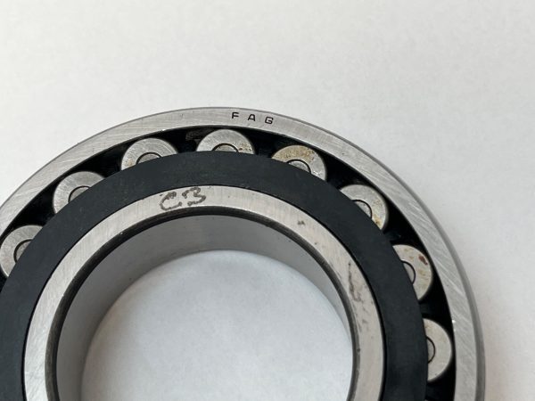 Spherical Roller Bearing – Tapered Bore, 45 mm ID, 85 mm OD, 23 mm Width, Open, C3 Internal clearance