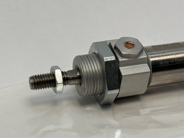 Rexroth 0822433202 Pneumatic Cylinder 0-822-433-202 10bar