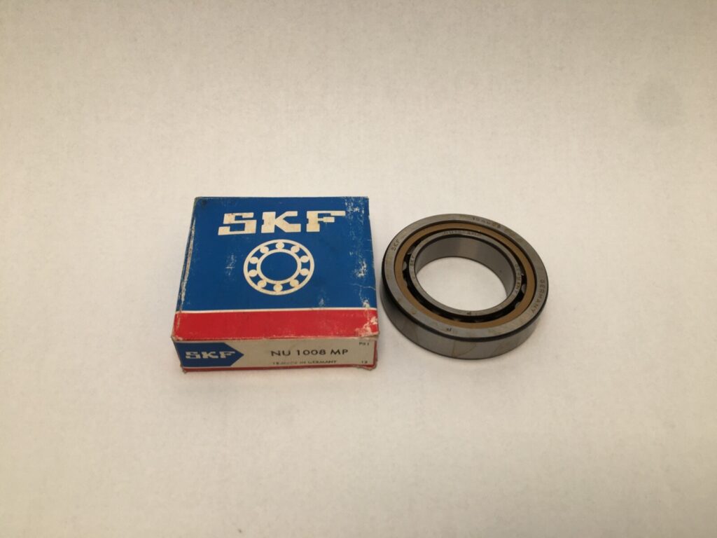 Cylindrical Roller Bearing – Straight Bore, 40 mm ID, 68 mm OD, 15 mm Width, 1 Row, Normal Internal Clearance.