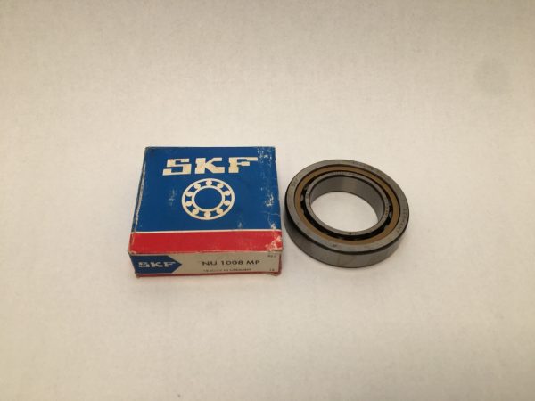 Cylindrical Roller Bearing – Straight Bore, 40 mm ID, 68 mm OD, 15 mm Width, 1 Row, Normal Internal Clearance.