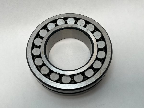 Spherical Roller Bearing – Straight Bore, 65 mm ID, 120 mm OD, 31 mm Width, Open, CN Internal clearance