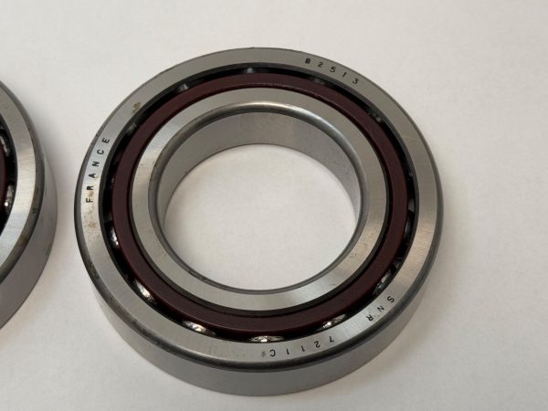 Angular Contact Ball Bearing – Straight Bore, 55 mm ID, 100 mm OD, 21 mm Width, Open, 15° Contact Angle, Light Preload.