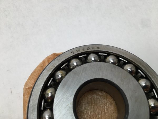 SKF 10406 Self Aligning Bearing 30x90x23 mm Sweden