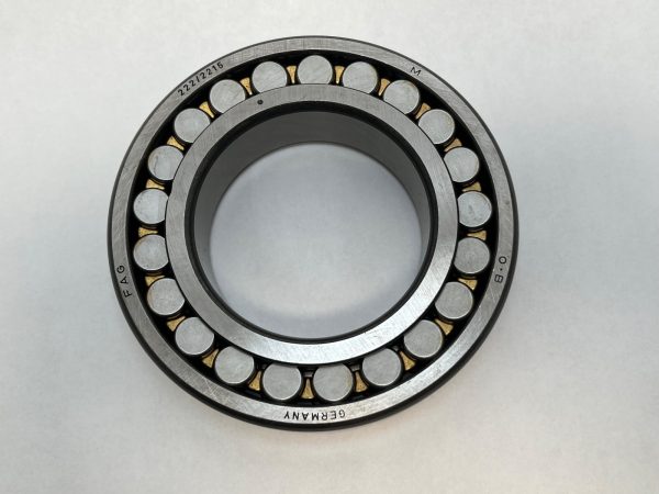 Spherical Roller Bearing – Straight Bore, 75 mm ID, 130 mm OD, 31 mm Width, Open, CN Internal clearance.