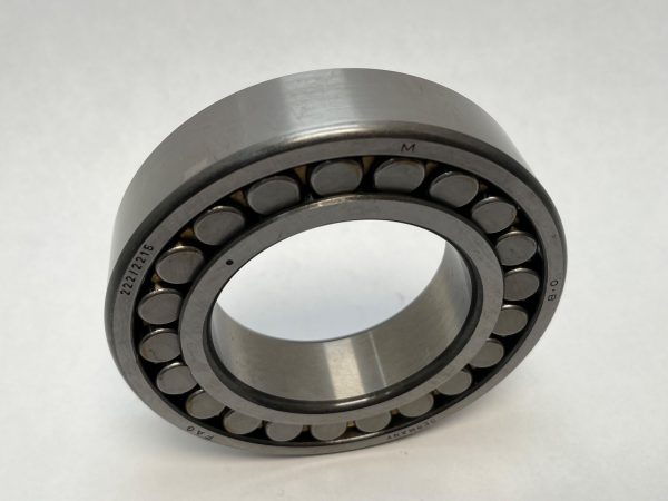Spherical Roller Bearing – Straight Bore, 75 mm ID, 130 mm OD, 31 mm Width, Open, CN Internal clearance.