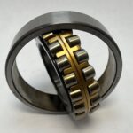 Spherical Roller Bearing – Straight Bore, 75 mm ID, 130 mm OD, 31 mm Width, Open, CN Internal clearance.