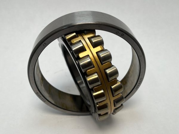 Spherical Roller Bearing – Straight Bore, 75 mm ID, 130 mm OD, 31 mm Width, Open, CN Internal clearance.