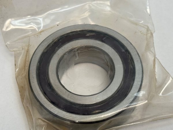 NDH Q20205-9E Angular Bearing 7205-C-P2 Q-20205-9E 25x52x15 mm