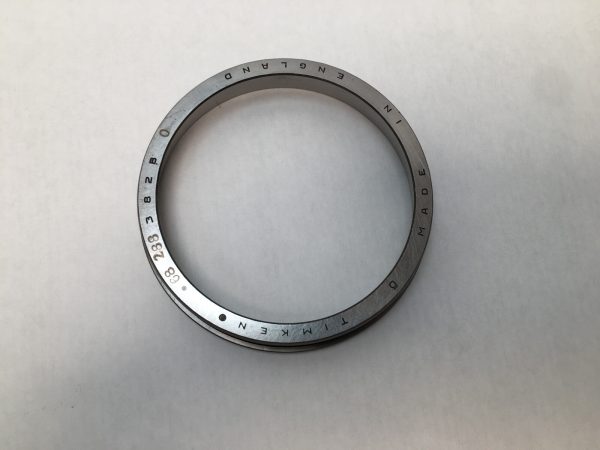 Tapered Roller Bearing (Flanged Cup) – 3.8750 in Cup Outer Diameter, 0.7018 in Cup Width, 4.0300 in Flange Outer Diameter, class 0, Case-Carburized Steel.