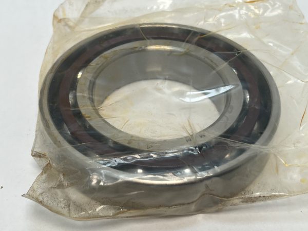 Angular Contact Ball Bearing – Straight Bore, 70 mm ID, 125 mm OD, 24 mm Width, Open, 15° Contact Angle.