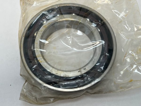 Angular Contact Ball Bearing – Straight Bore, 70 mm ID, 125 mm OD, 24 mm Width, Open, 15° Contact Angle.