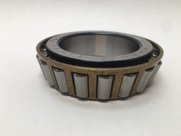 Tapered Roller Cup – 2-3/4″ Bore, class 3, Case-Carburized Steel.