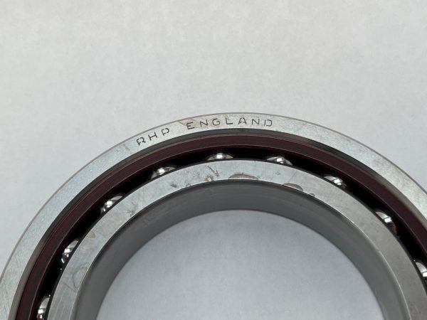 Angular Contact Ball Bearing – Straight Bore, 90 mm ID, 140 mm OD, 24 mm Width, Open, 15° Contact Angle, Light Preload.