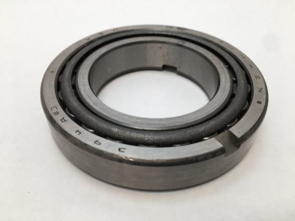 Tapered Roller Bearing – 2.5000″ Bore, 4.331″ Cup Outer Diameter, 1.0000″ Cup Width, 1.2500″ Cone Width, class 3, Case-Carburized Steel.