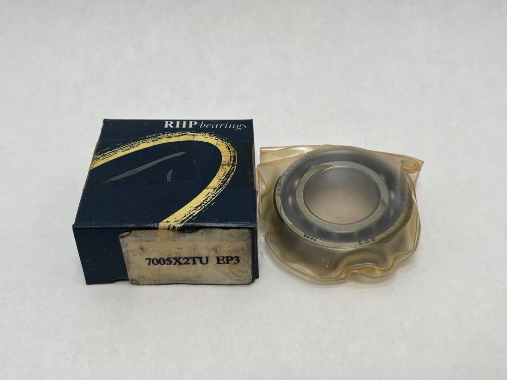 Angular contact bearings – 25 mm ID, 47 mm OD, 12 mm Width, Open, 15°, Light preload.