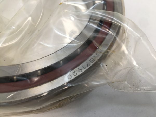 Super Precision Angular Contact Ball Bearing – Straight Bore, 100 mm ID, 140 mm OD, 20 mm Width, Open, 15° Contact Angle, Universal Light Preload.