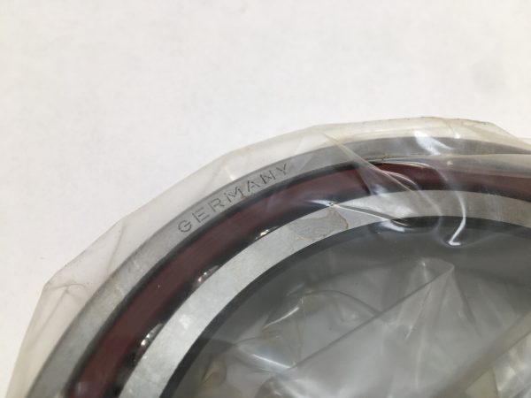 Super Precision Angular Contact Ball Bearing – Straight Bore, 100 mm ID, 140 mm OD, 20 mm Width, Open, 15° Contact Angle, Universal Light Preload.