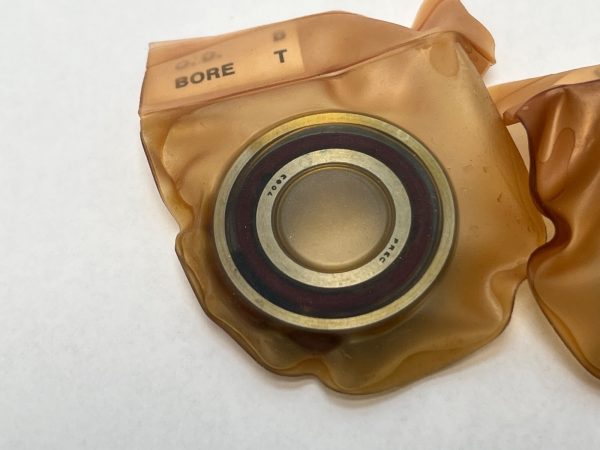 Angular Contact Ball Bearing – Straight Bore, 17 mm ID, 35 mm OD, 10 mm Width, Open, 15° Contact Angle, Medium Preload.