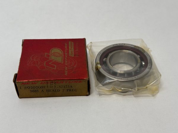NDH Q20205F Angular Contact Ball Bearing (25mm ID, 52mm OD, 15mm Width). Heritage “Q” series designed for precise axial and radial load handling in US machinery.