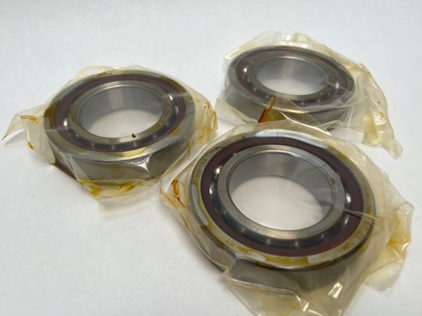 Angular Contact Ball Bearing – Straight Bore, 50 mm ID, 90 mm OD, 20 mm Width, Open, 15° Contact Angle.