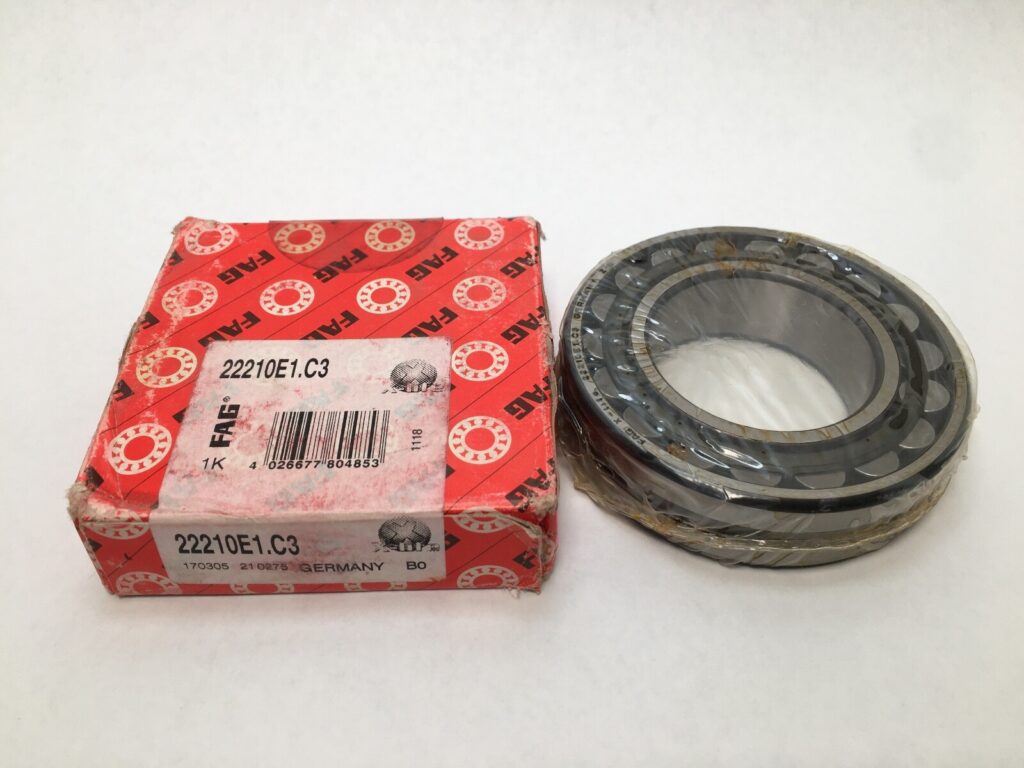 Spherical roller bearing – Straight Bore, 50 mm ID, 90 mm OD, 23 mm Width, Open, C3 Internal clearance.