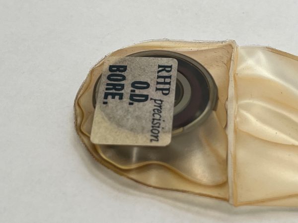 Angular Contact Ball Bearing – Straight Bore, 12 mm ID, 28 mm OD, 8 mm Width, Open, 15° Contact Angle.