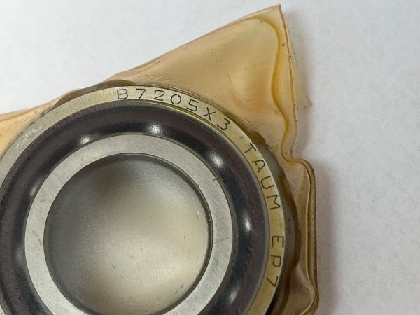 Angular Contact Ball Bearing – Straight Bore, 25 mm ID, 52 mm OD, 15 mm Width, Open, 25° Contact Angle, Medium Preload.