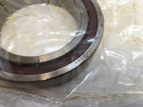 Angular Contact Ball Bearing – Straight Bore, 65 mm ID, 100 mm OD, 18 mm Width, Open, 15° Contact Angle, Light Preload.