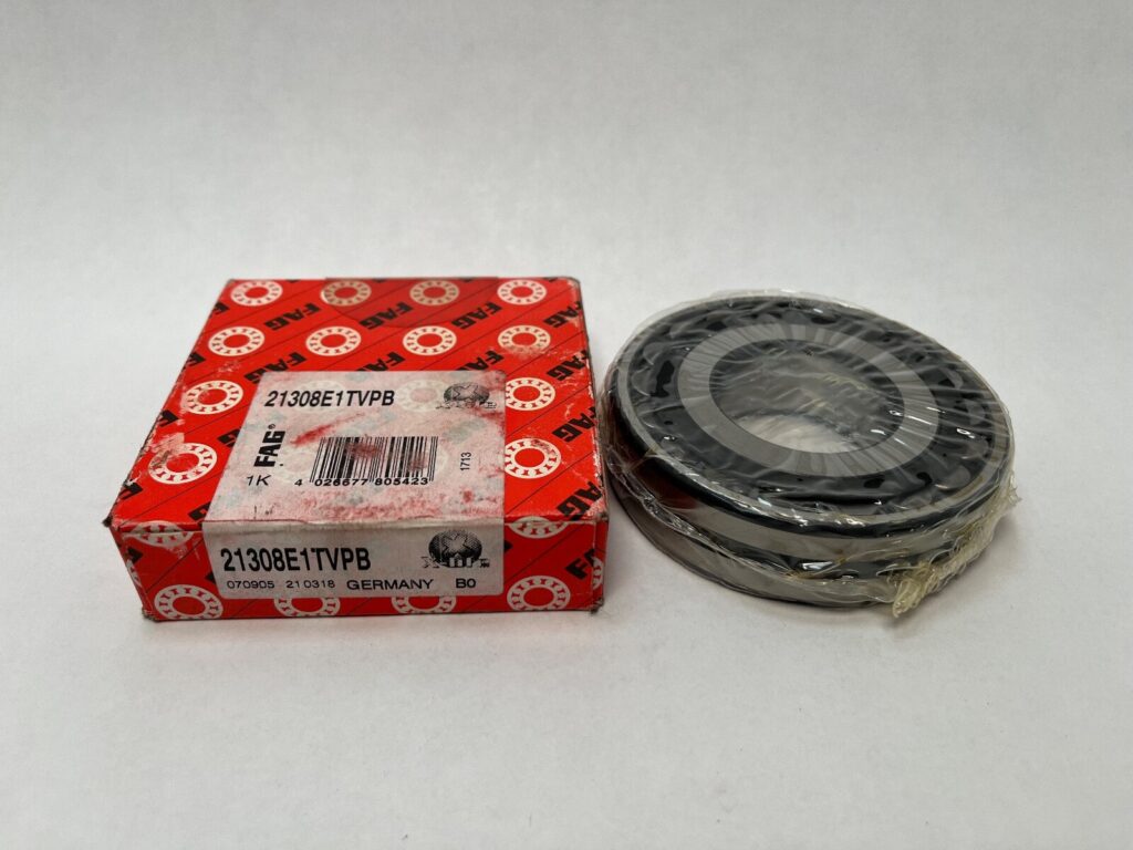 Spherical Roller Bearing – Straight Bore, 40 mm ID, 90 mm OD, 23 mm Width, Open, CN Internal clearance