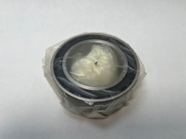 NTN 7012CGD2GNP4 Bearing 60x95x18 mm 7012C 7012 C GD2 GN P4 Japan 2 Pcs