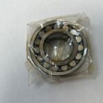 Spherical Roller Bearing – Straight Bore, 30 mm ID, 62 mm OD, 20 mm Width, Open, CN Internal clearance.