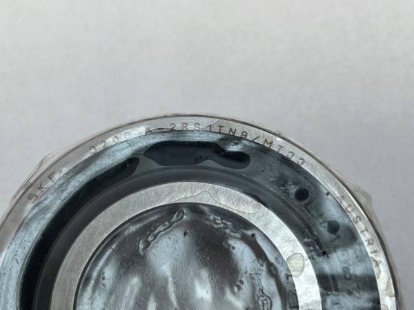 Angular Contact Ball Bearing – 30 mm ID, 62 mm OD, 23.8 mm Width, Double Rubber Seal, 30° Contact Angle.